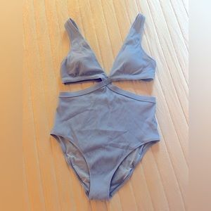 LIKE NEW! American Eagle, One Piece, Woman’s Bathing Suit